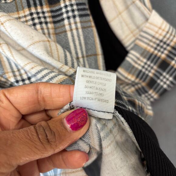 Plaid Flannel Button Up Shirt Beige Black Check 1X Plus Size Preppy Skate Casual - Picture 4 of 12